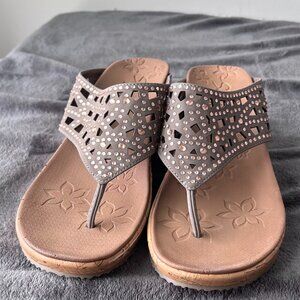 Closet Clean Out Sale!!!!  Skechers Cali Women's Beverlee Wedge Sandal in Size 9